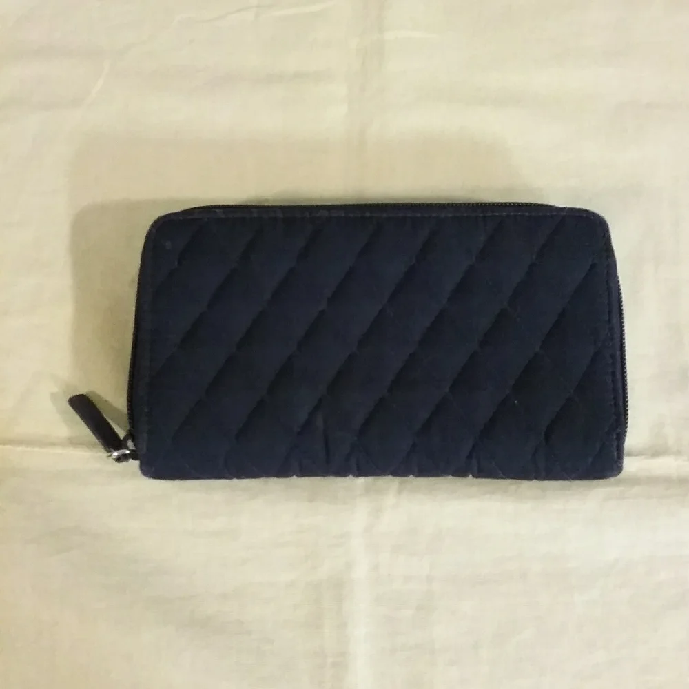 Vera Bradley Zippy Dark Blue Wallet - Picture 3 of 3